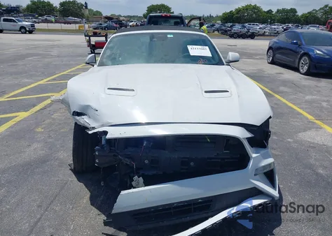 2022 Ford Mustang Ecoboost Premium z USA, uszkodzony, nr VIN 1FATP8UH6N5106301